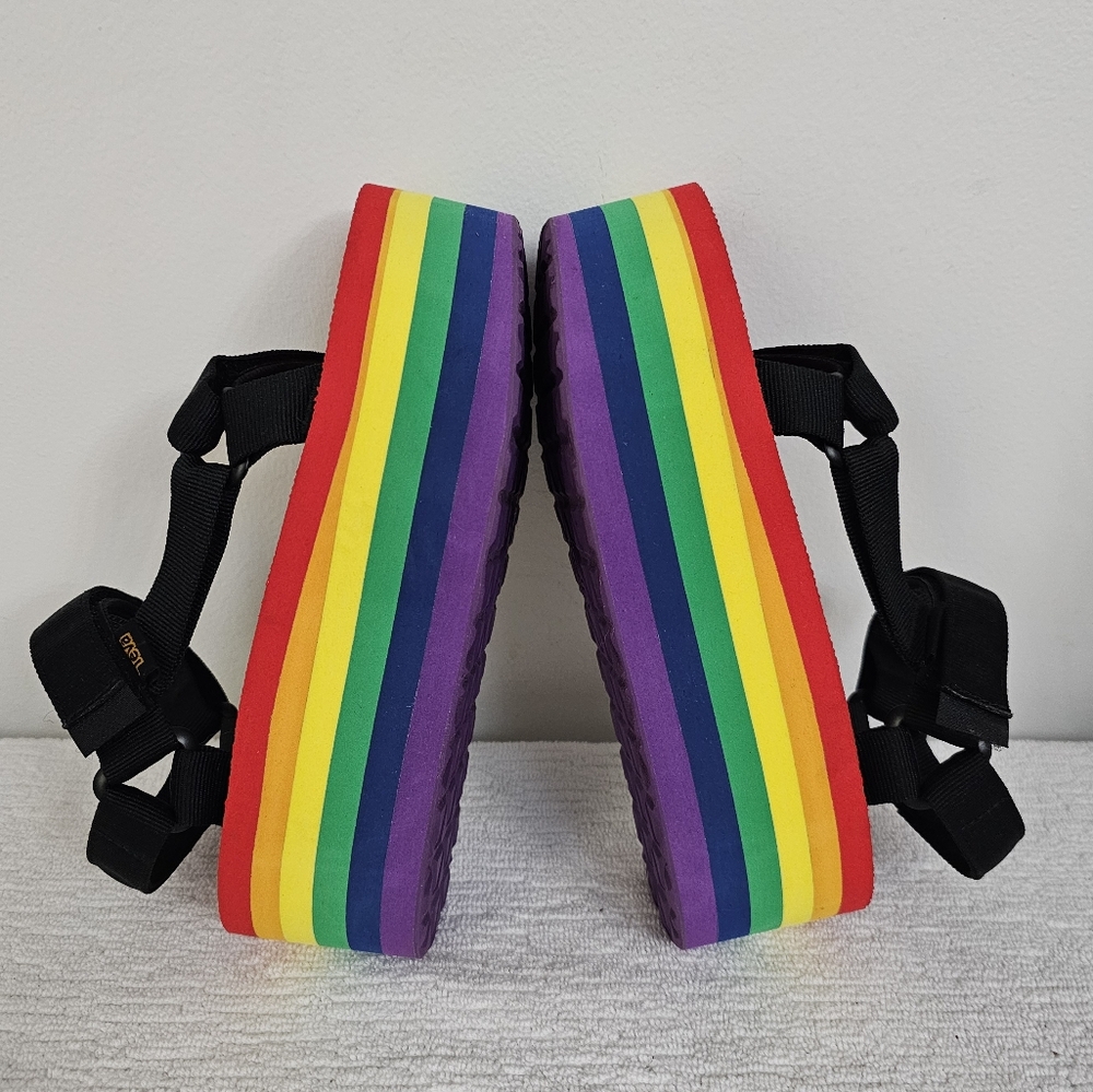 Teva Flatform Bold Universal Stripe Rainbow Pride Platform Adjustable Sandals - Picture 7 of 13